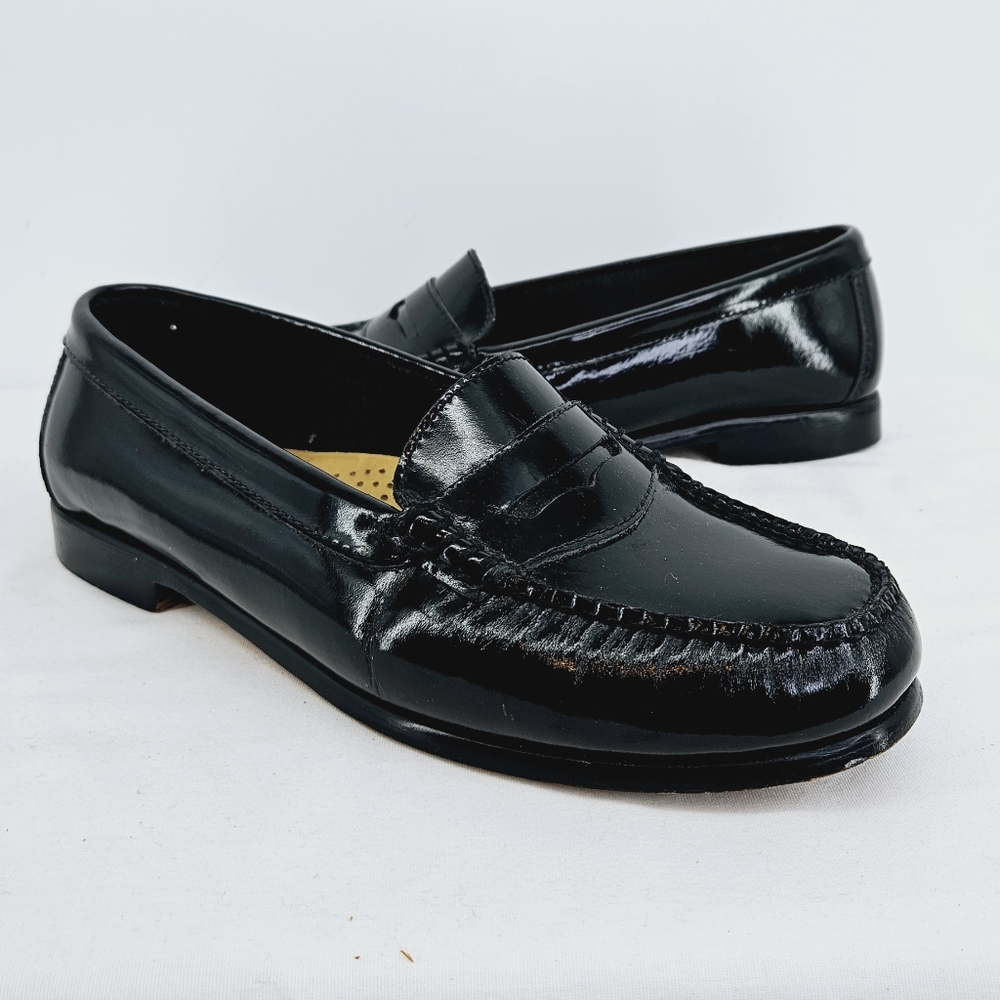 G.H. Bass Diana Weejuns Penny Loafer in Black Patent Leather Size 8.5 W